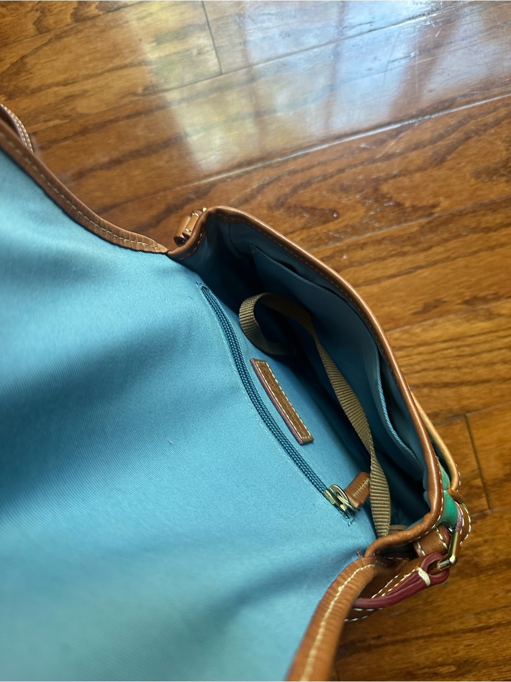 Dooney & Bourke Green Leather Crossbody with Brown Trim - Picture 5 of 5